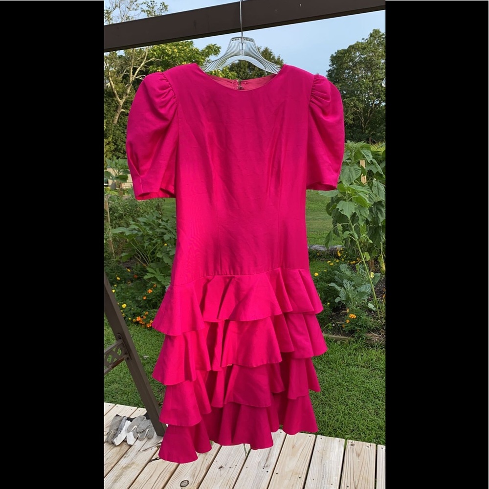 Vintage hot pink ruffle dress!!